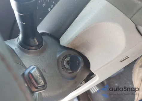 2010 Toyota Camry Le from USA, damaged, VIN 4T1BF3EK4AU553985